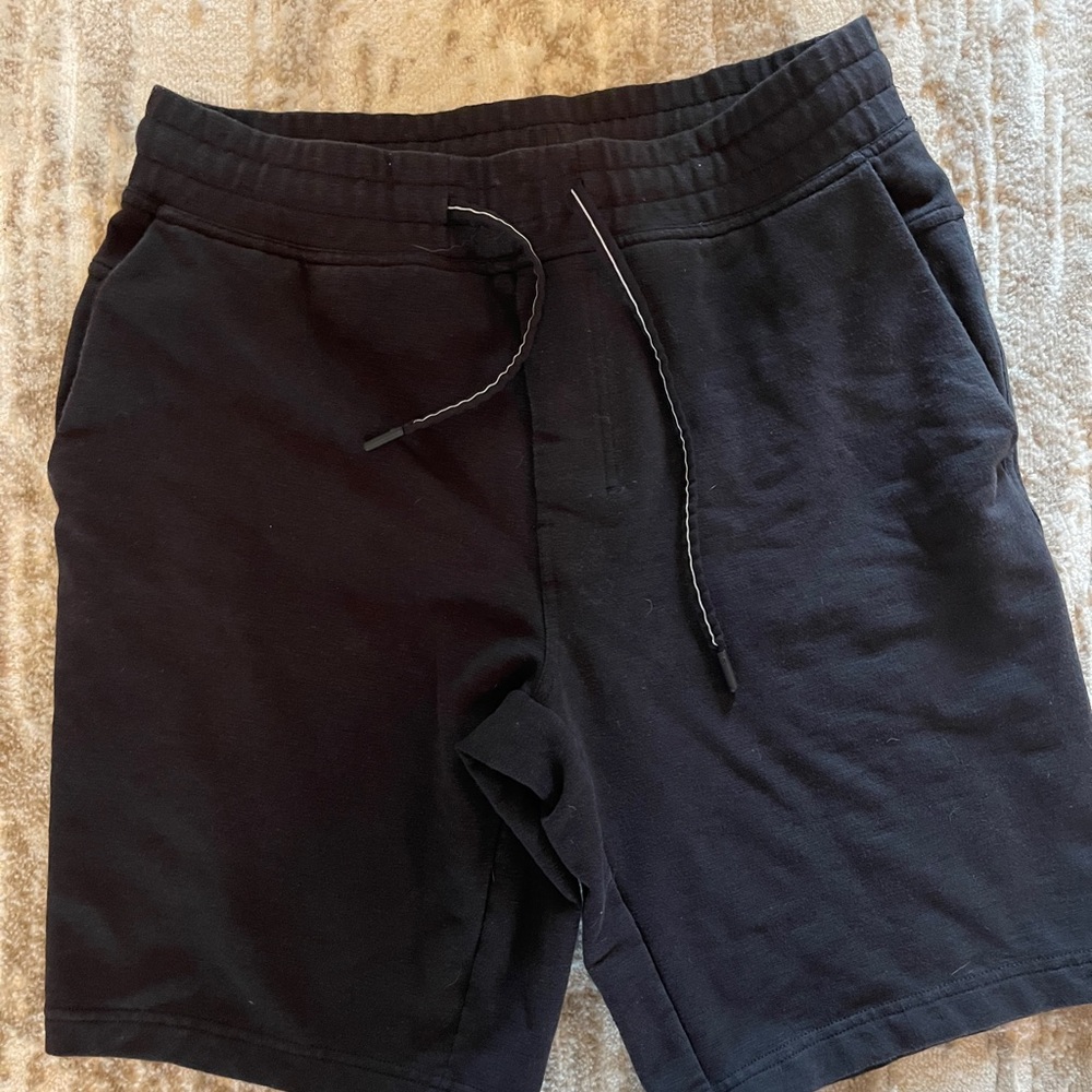 Authentic Lululemon men’s athletic short